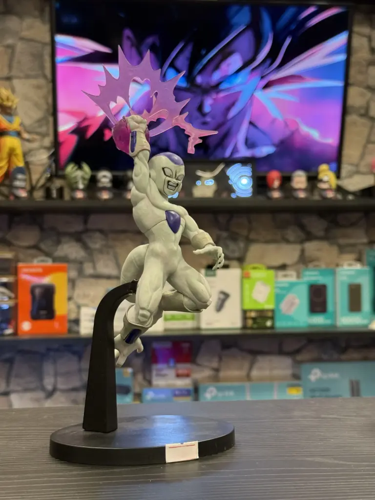 FIGURA FREEZER / DRAGON BALL