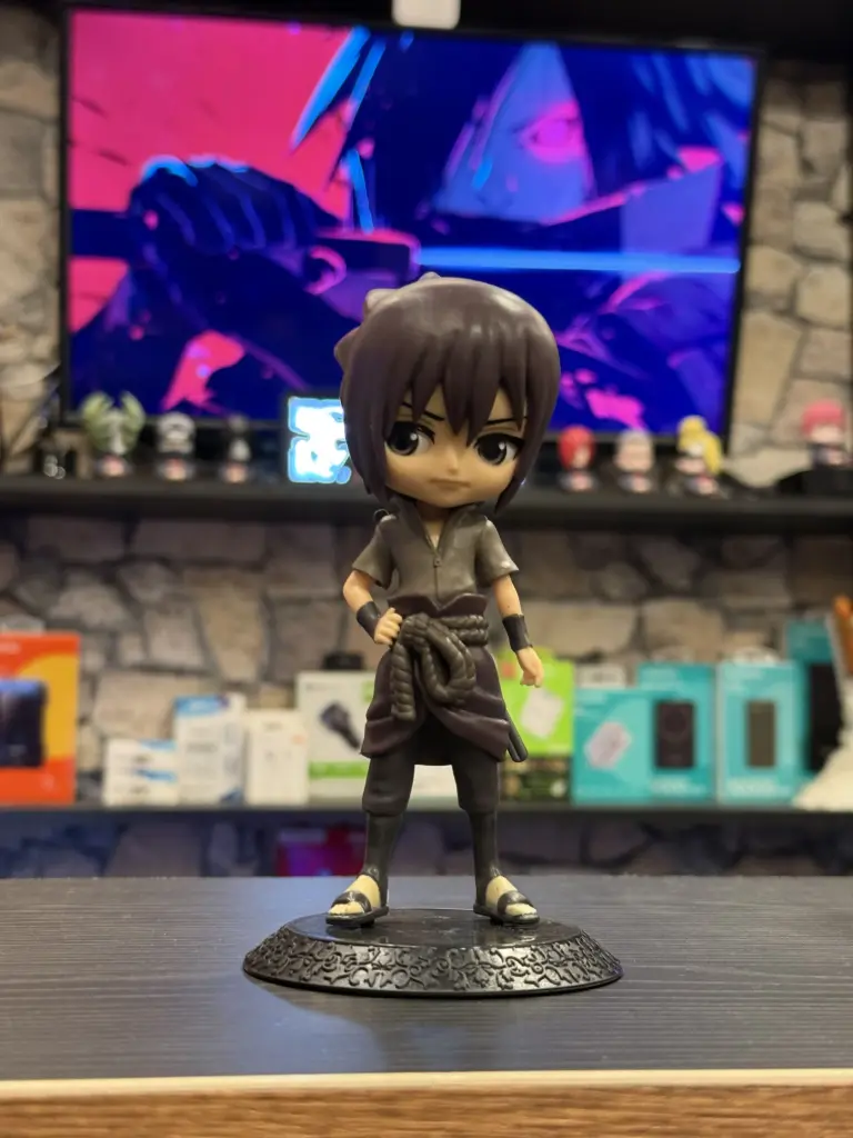 FIGURA SASUKE UCHIHA / NARUTO SHIPPUDEN